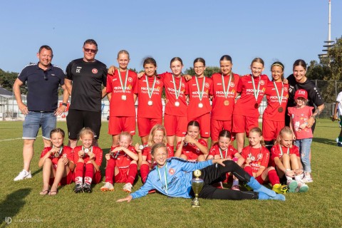 Bayer Leverkusen gewinnt Saxonias U13-Cup