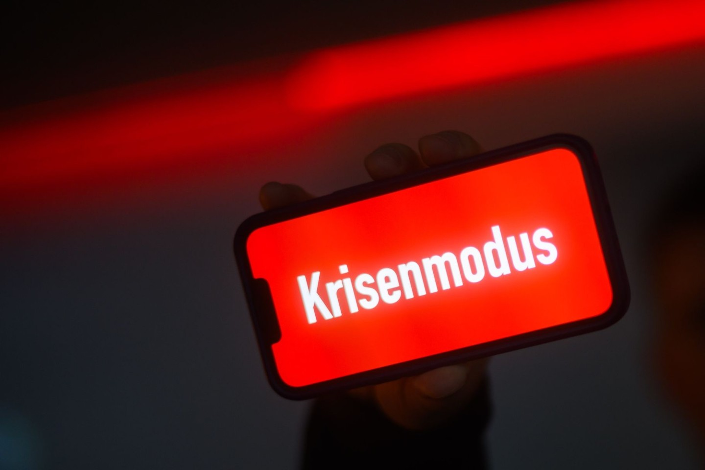 Das «Wort des Jahres» auf einem Smartphone-Display: «Krisenmodus».