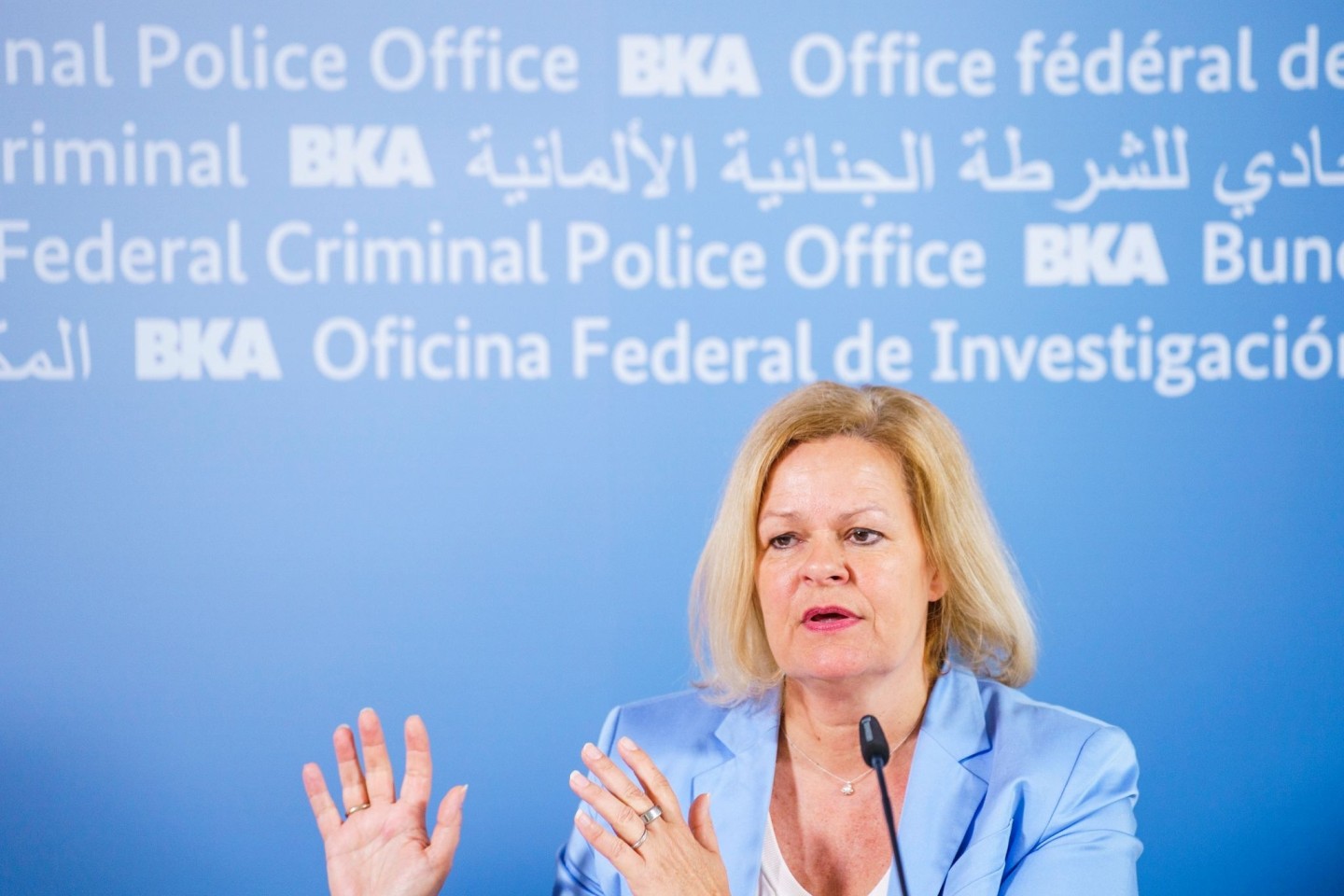 Bundesinnenministerin Nancy Faeser stellt das «Bundeslagebild Cybercrime 2023» vor.