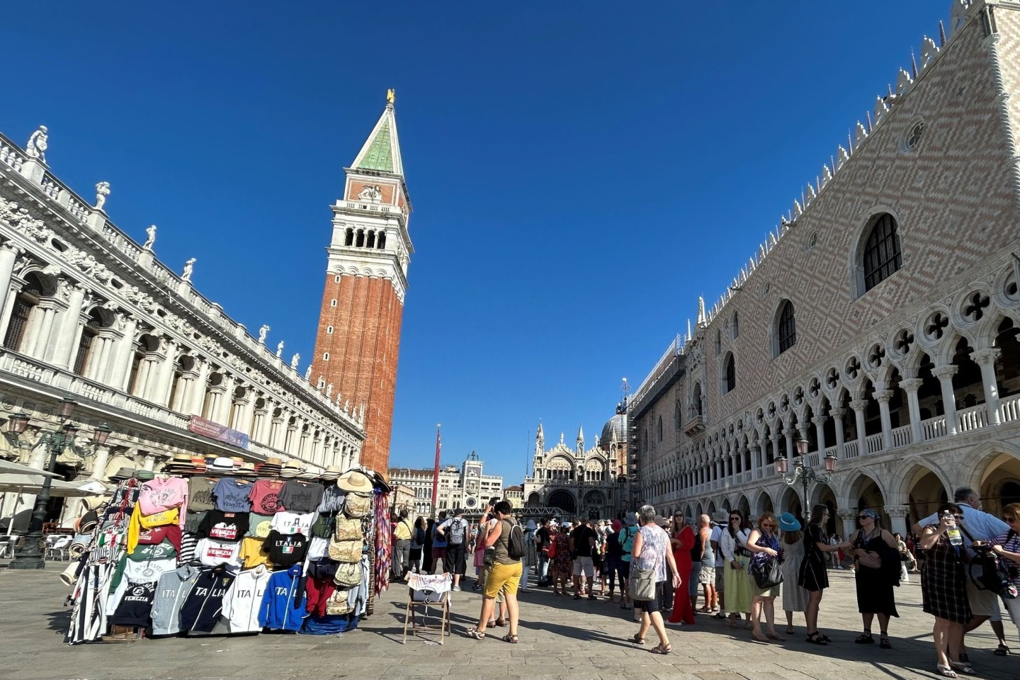 In Venedig sollen Tagesbesucher künftig bis zu zehn Euro bezahlen. (Archivbild)