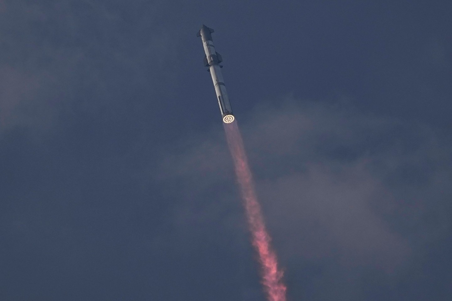 Beim dritten Testflug im März erreichte das «Starship» erstmals das All, konnte den Flug jedoch nicht wie erhofft abschließen.